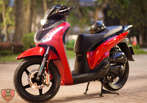 mau-xe-SH-do-den-doc-dao mau-xe-SH-do-den-doc-dao